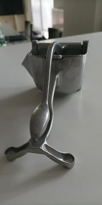 Alt Image